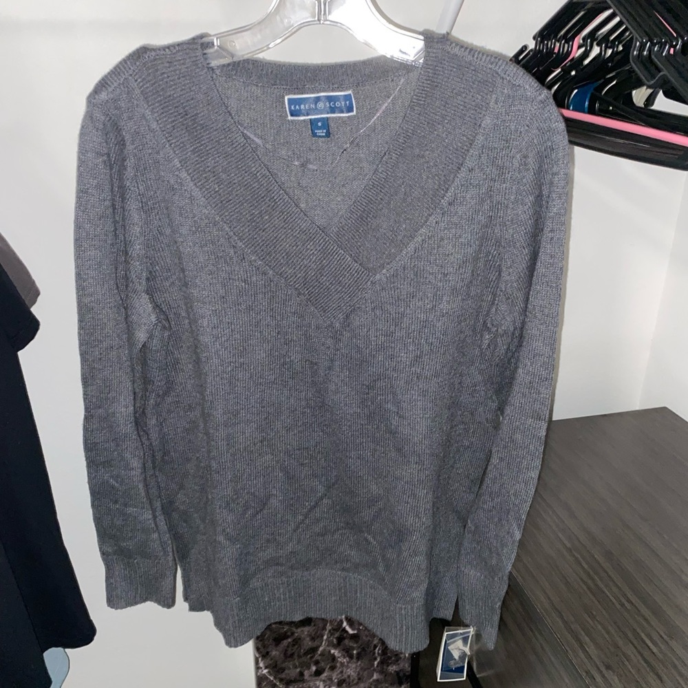 Grey sweater